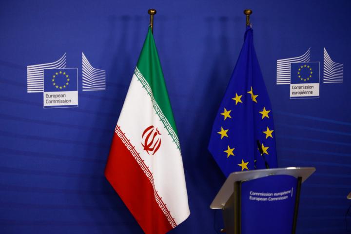Politico: Η ΕΕ έτοιμη να επιβάλει νέες κυρώσεις κατά του Ιράν για την υποστήριξή της στη Χαμάς