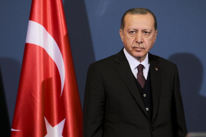 Τι έγραψε ο τουρκικός Τύπος για την επίσκεψη Ερντογάν στο Βερολίνο