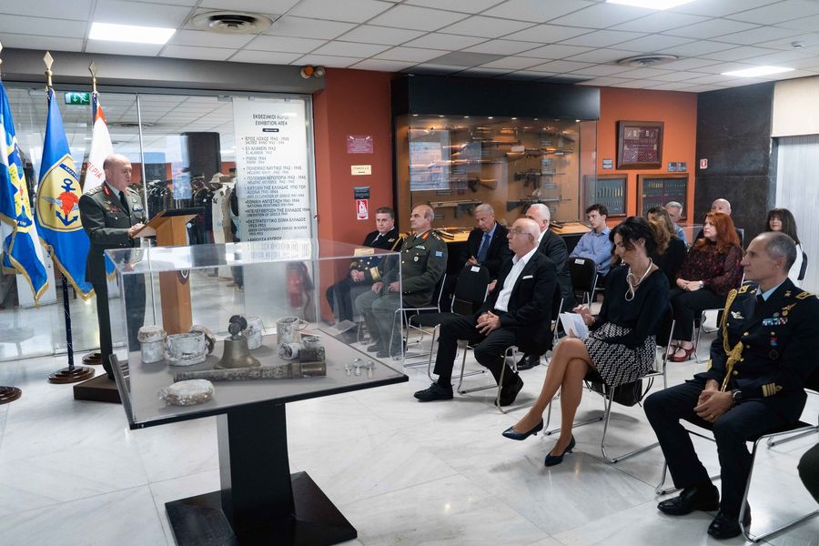 Σπάνια ευρήματα από το ναυάγιο του ΌΡΙΑ στο Πολεμικό Μουσείο Αθηνών