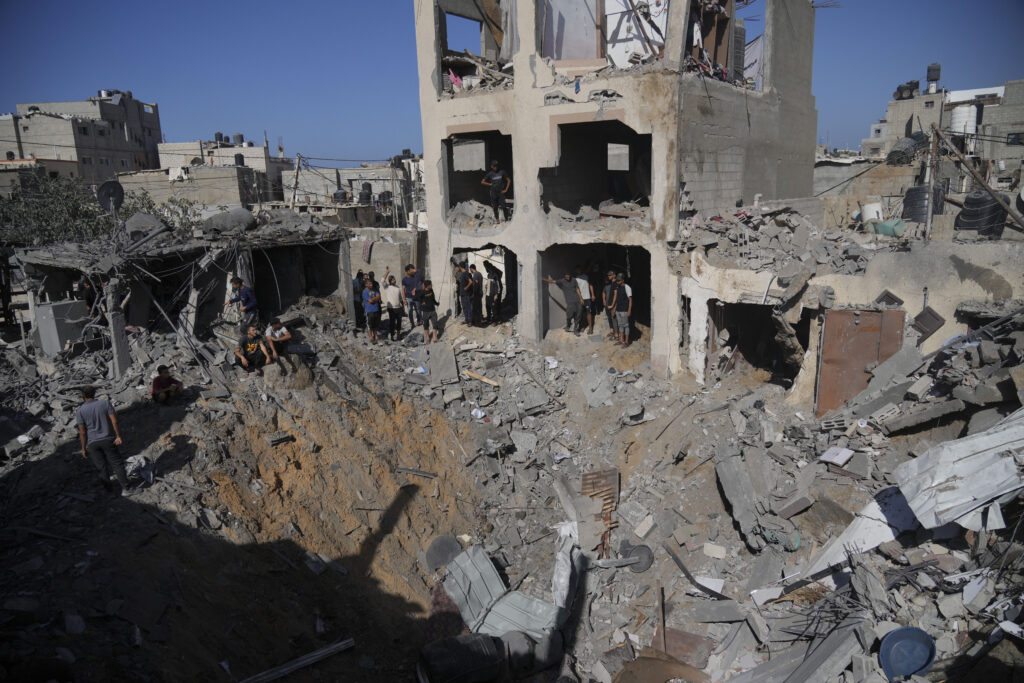 Μαίνονται οι μάχες στη Γάζα