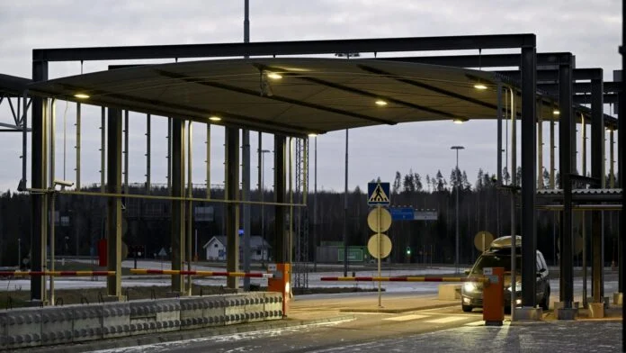 ΕΕ: Στηρίζει τα μέτρα της Φινλανδίας για κλείσιμο των συνοριακών περασμάτων με την Ρωσία