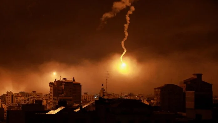 Ισραήλ-Χαμάς: Τα «αγκάθια» στις συνομιλίες για ομήρους και κατάπαυση πυρός
