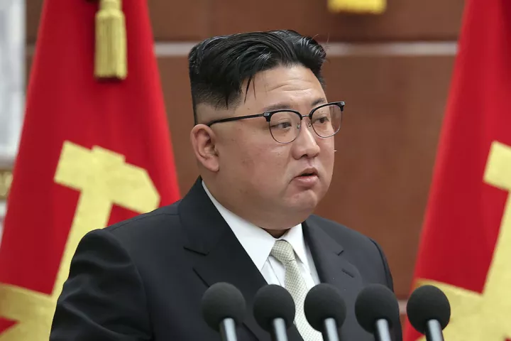 Β. Κορέα: Εντολή του Κιμ Γιονγκ Ουν να ενταθεί η πολεμική προετοιμασία της χώρας
