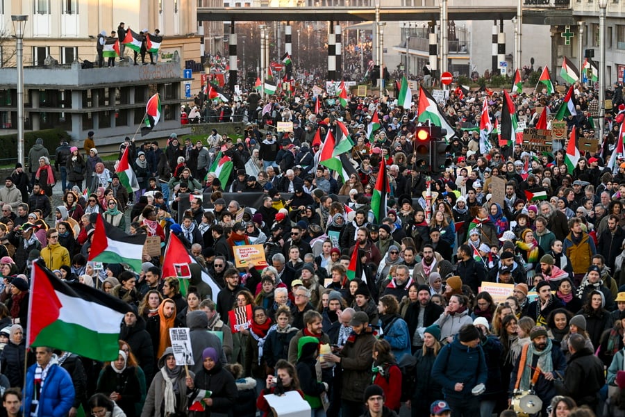 Βέλγιο: 27.000 διαδηλωτές στις Βρυξέλλες υπέρ της κατάπαυσης πυρός στη Γάζα