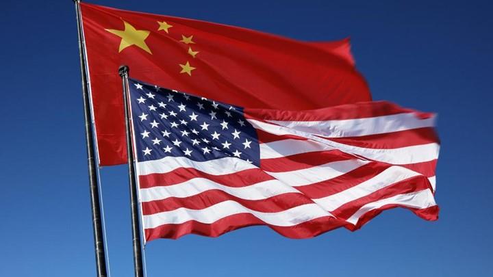 Η Κίνα κατηγορεί τις ΗΠΑ πως “αναμοχλεύουν” τις εντάσεις στη Νότια Σινική Θάλασσα