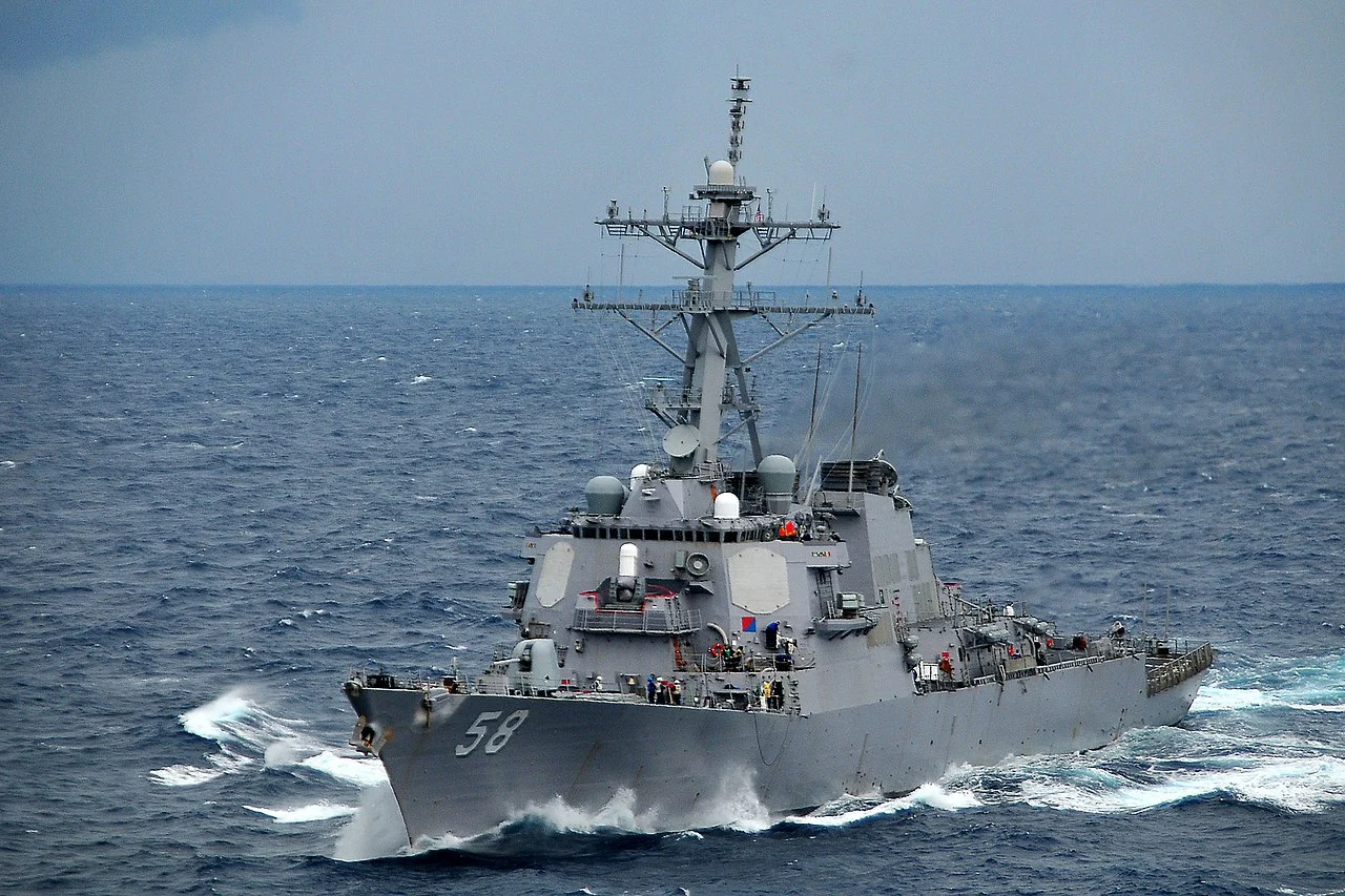 Ερυθρά Θάλασσα: Οι ΗΠΑ κατέρριψαν πύραυλο κρουζ που εκτοξεύθηκε από την Υεμένη- Είχε στόχο το USS Laboon