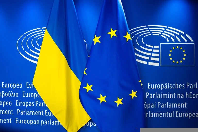 Ο πρωθυπουργός της Σλοβακίας, Φίτσο, στηρίζει την ένταξη της Ουκρανίας στην ΕΕ