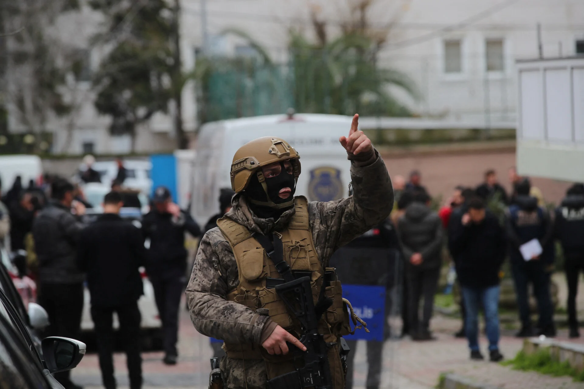 Κωνσταντινούπολη: Συνελήφθησαν οι δράστες της επίθεσης στην καθολική εκκλησία- Το ISIS ανέλαβε την ευθύνη