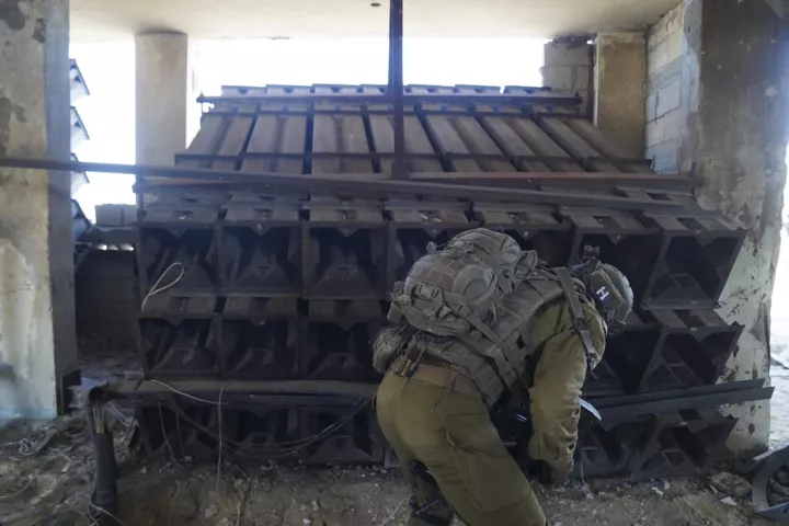 Γάζα: Ο ισραηλινός στρατός επιχειρεί σε όλα τα μήκη και τα πλάτη της Λωρίδας