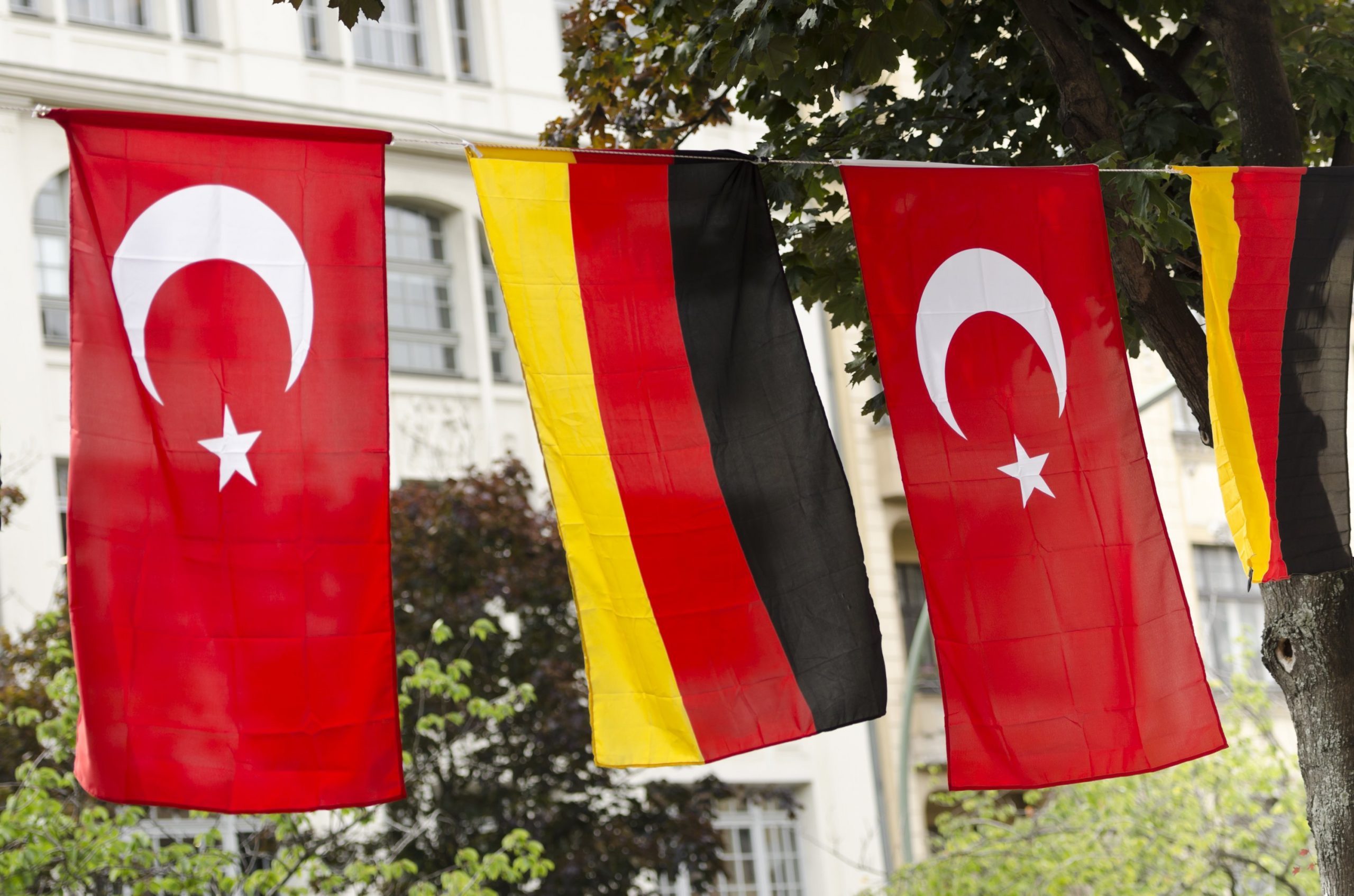 Η τουρκική διασπορά χαιρετίζει τον νέο νόμο περί υπηκοότητας της Γερμανίας