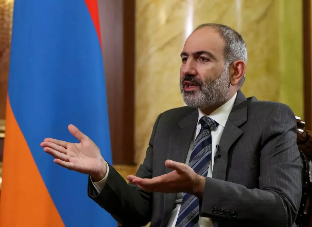 Πασινιάν: Το Αζερμπαϊτζάν ακολουθεί πολιτική στρατιωτικού εξαναγκασμού της Αρμενίας!