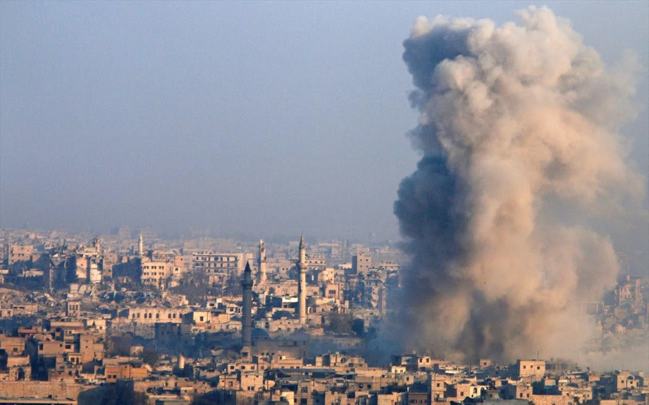 Συρία: 36 στρατιωτικοί νεκροί μετά από ισραηλινό βομβαρδισμό στο Χαλέπι