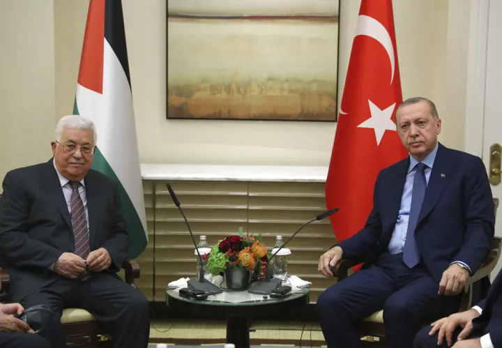 Ερντογάν: Σε συνάντηση με την Αμπάς, κατηγόρησε και πάλι το Ισραήλ για γενοκτονία – Απειλές κατά Νετανιάχου
