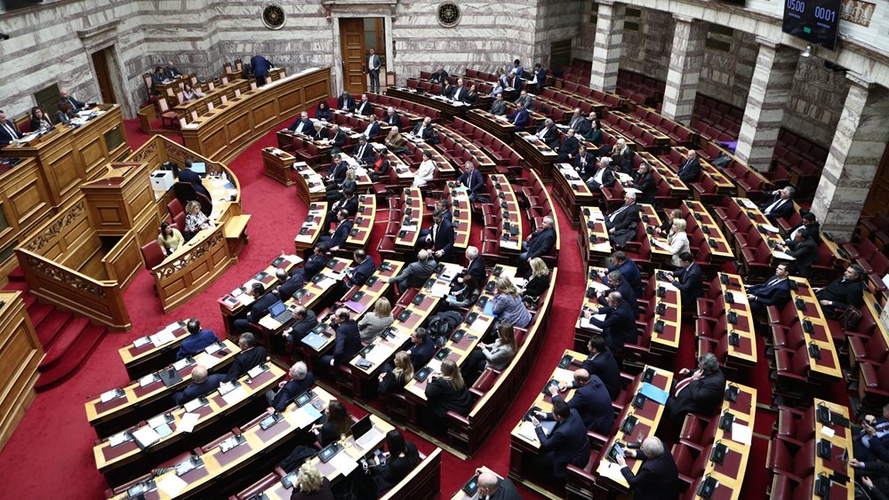 Βουλή: Ψηφίστηκαν τα Μνημόνια Συνεργασίας των Υπ. Εθνικής Άμυνας Ελλάδας-ΗΠΑ