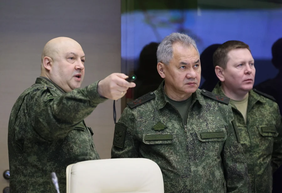Ρωσία: «Απαντά» στο ΝΑΤΟ με δύο νέες περιφερειακές στρατιωτικές διοικήσεις στο δυτικό τμήμα της χώρας