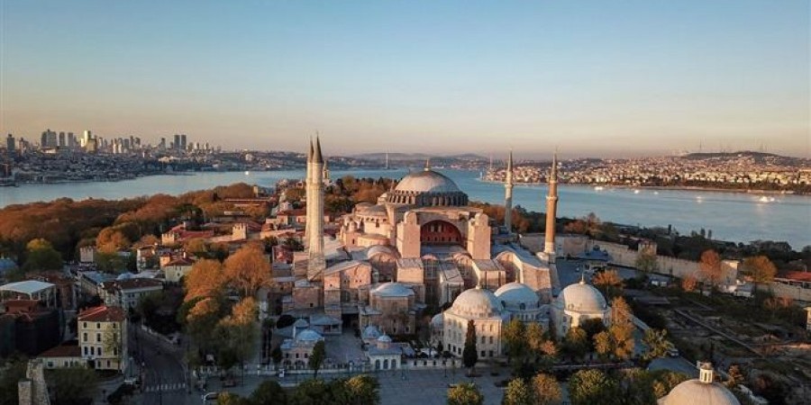 Yποψήφιος δήμαρχος Κωνσταντινούπολης: «Βουρ, να πάρουμε τα νησιά του Αιγαίου»