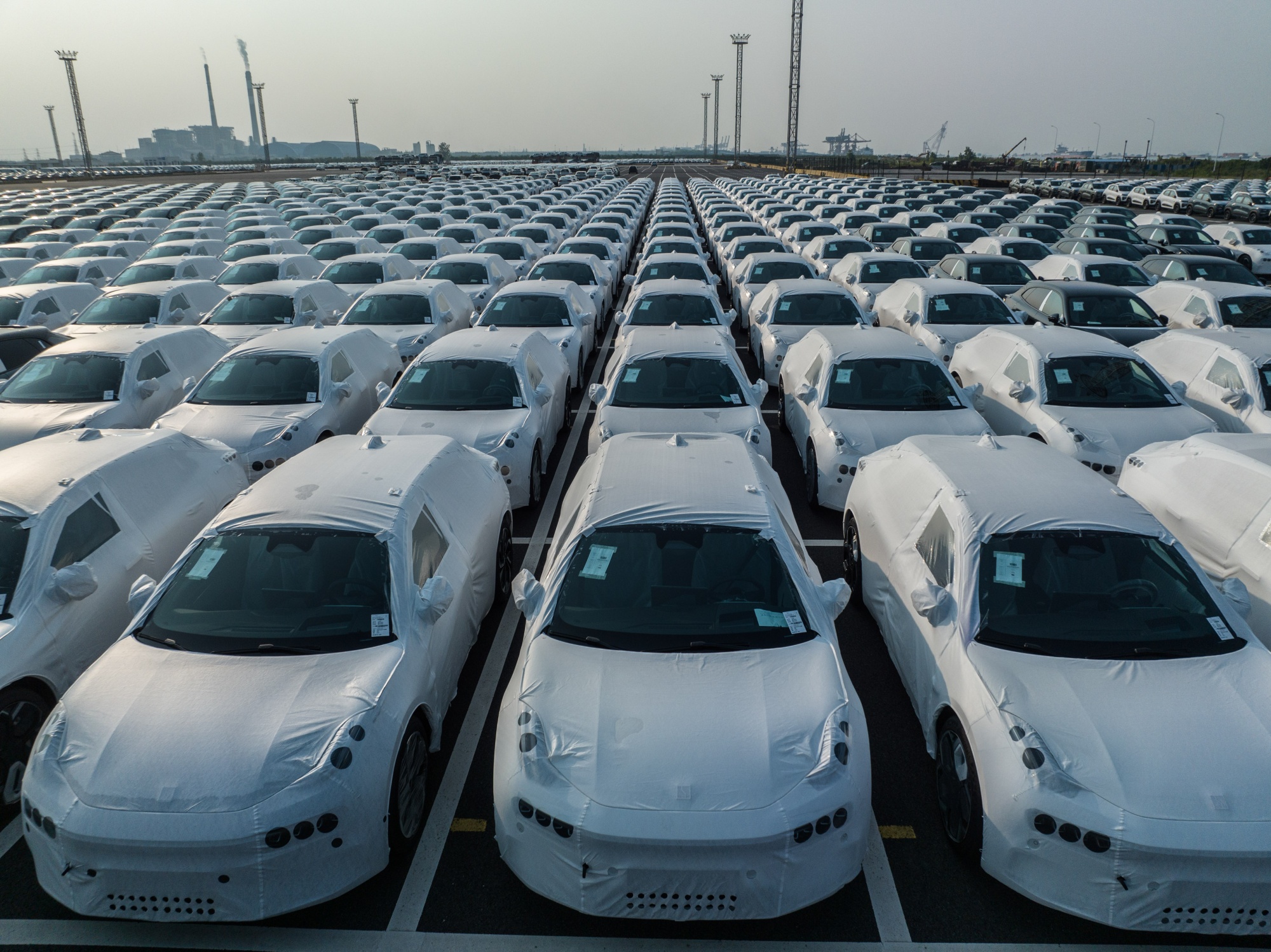 Ο γίγαντας ξύπνησε: Η Κίνα θέλει να κατακλύσει με ηλεκτροκίνητα την Ευρώπη