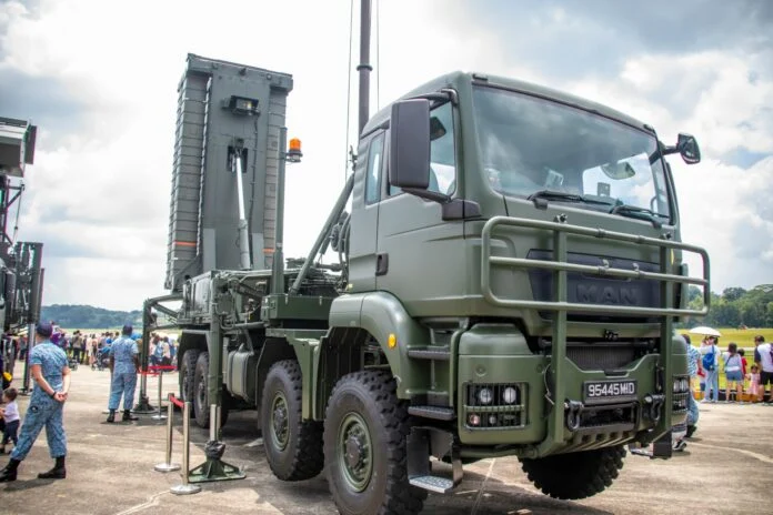 Σεμπαστιάν Λεκορνί, ΥΠΑΜ Γαλλίας: Εντολή στις αμυντικές βιομηχανίες να «τρέξουν» τους πυραύλους Aster