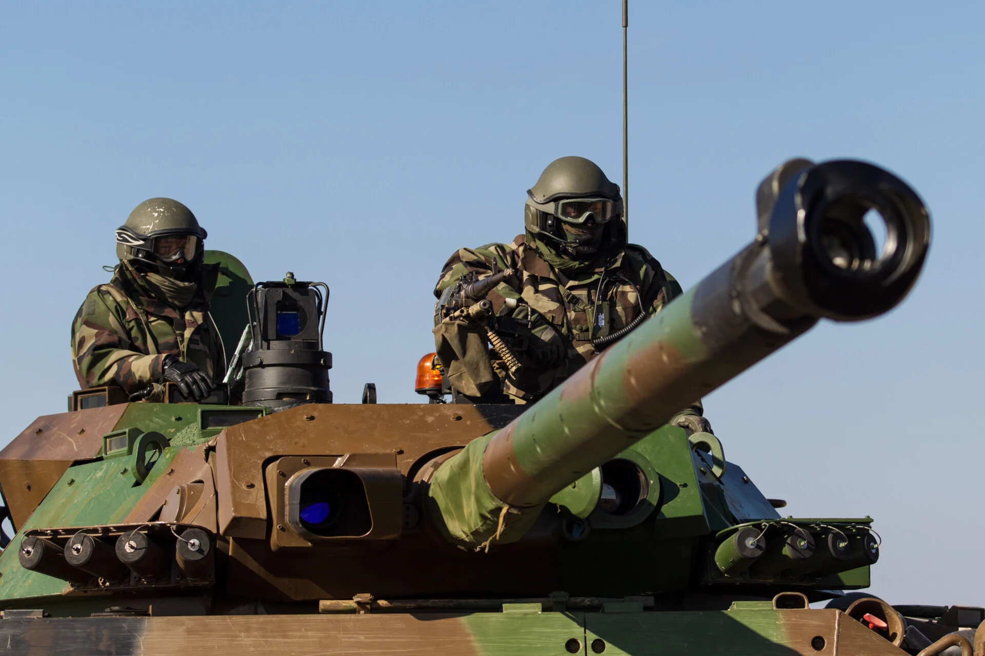Λεκορνί, Υπ. Άμυνας Γαλλίας: Μια ευρωπαϊκή «δύναμη ταχείας αντίδρασης» θα μπορούσε να δημιουργηθεί από το 2025