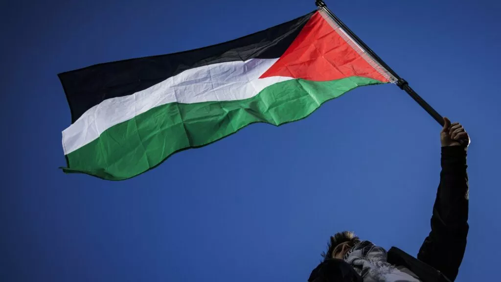 Μίχολ Μάρτιν, ΥΠΕΞ Ιρλανδία: Θα αναγνωρίσουμε το κράτος της Παλαιστίνης