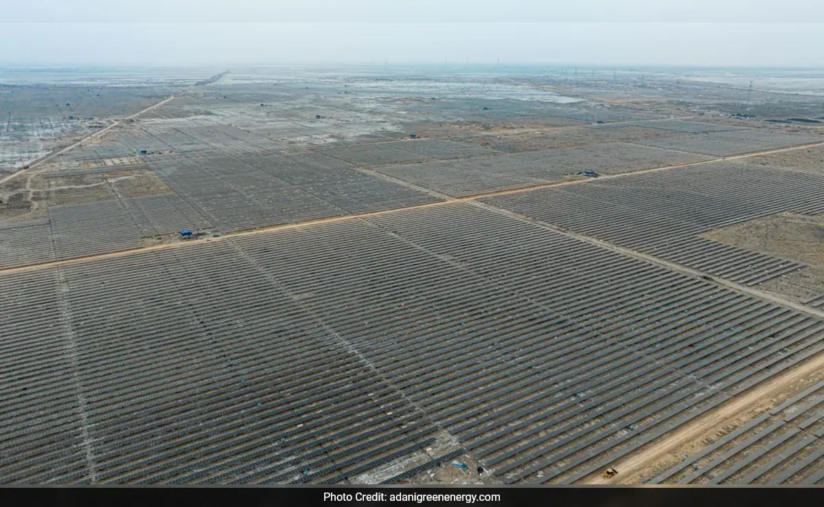 Στην Ινδία το μεγαλύτερο πάρκο ανανεώσιμων πηγών ενέργειας στον κόσμο! Είναι 5 φορές μεγαλύτερο από το Παρίσι