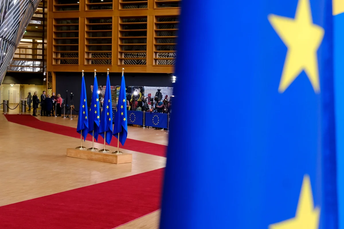 ΕΕ: Σύνοδος Κορυφής για την οικονομία, στη σκιά των πολέμων