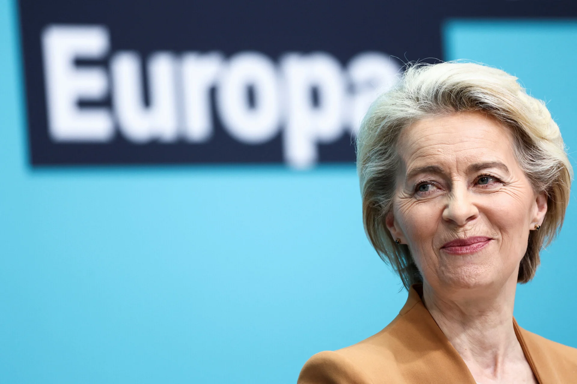 Διαφθορά στην Ε.Ε.: Επίτροποι κατηγορούν την Ούρσουλα φον ντερ Λάιεν για «ρουσφέτι» 1,44 εκατ. ευρώ