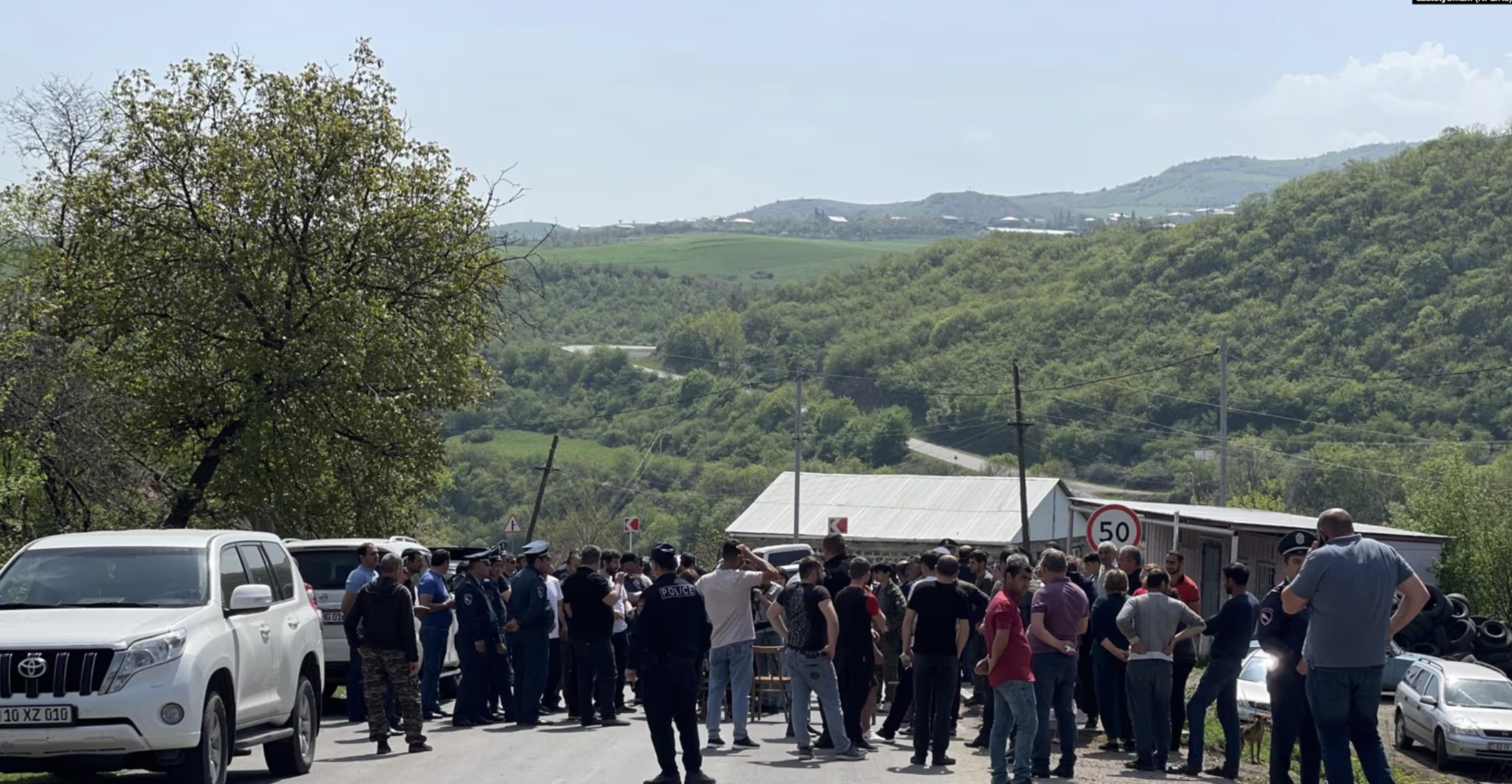 Διαδηλώσεις στη βορειανατολική Αρμενία! Διαμαρτυρίες των κατοίκων για τη συμφωνία οριοθέτησης με το Αζερμπαϊτζάν – Το Μπακού ανακτά τον έλεγχο τεσσάρων χωριών