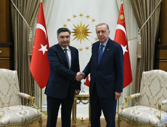 Τετ α τετ Ερντογάν με τον πρωθυπουργό του Καζακστάν – Πρόταση για συνεργασία στην Αμυντική βιομηχανία