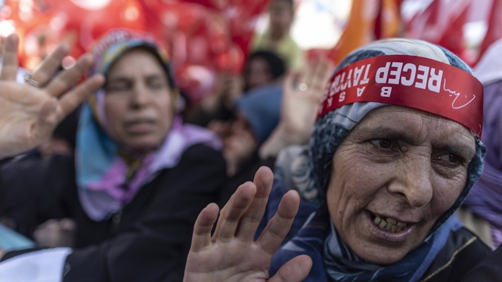  Deutsche Welle: Βαθαίνει ο εξισλαμισμός της παιδείας στην Τουρκία