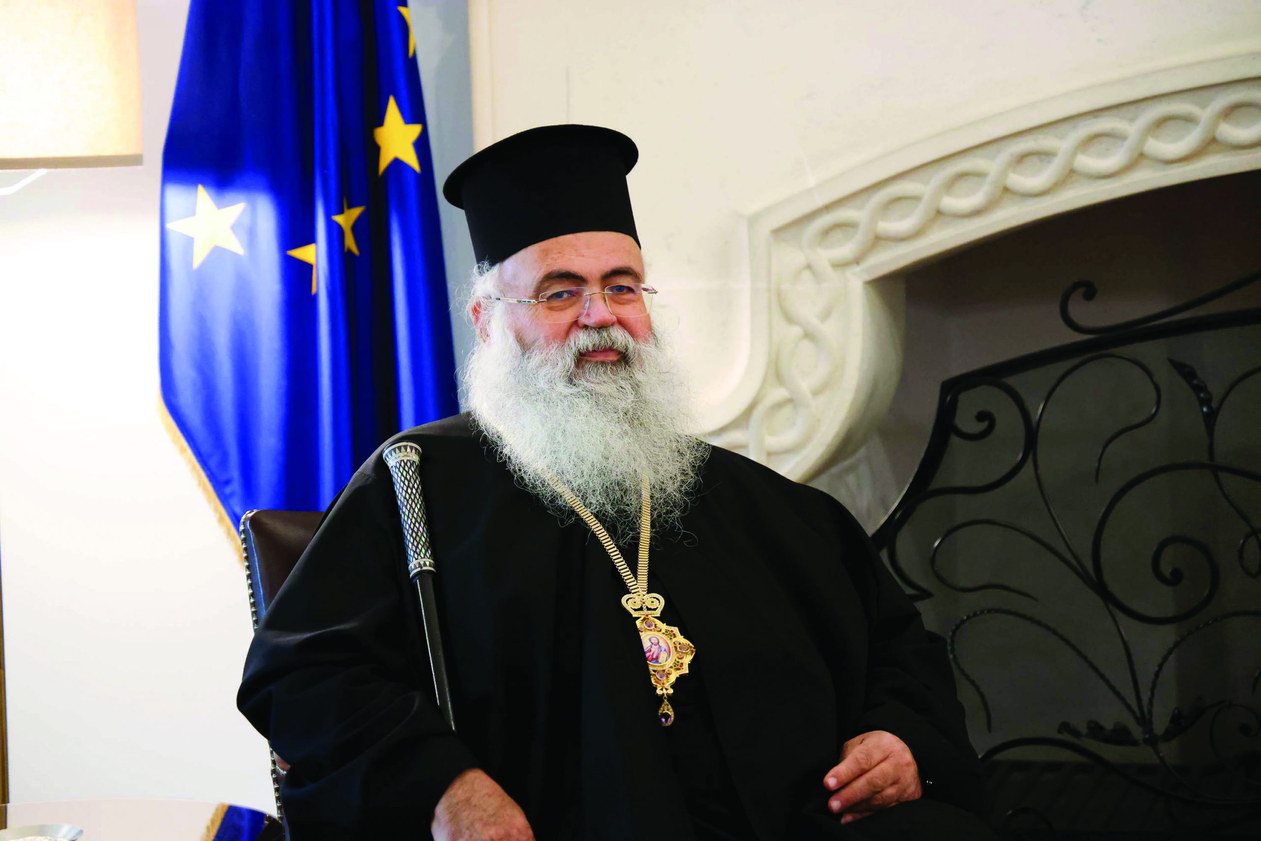 O Αρχιεπίσκοπος Κύπρου, Γεώργιος στη «Σ»: «Αν πέσει η Κύπρος, πέφτει και η Ελλάδα»
