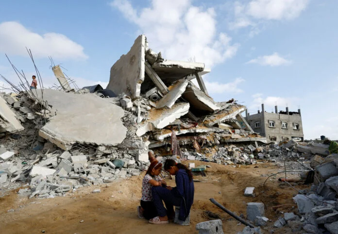 Army Radio: Το Ισραήλ άρχισε την απομάκρυνση αμάχων από τη Ράφα