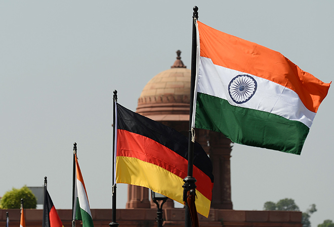 Γερμανία και Ινδία επαναξιολογούν την αμυντική τους συνεργασία