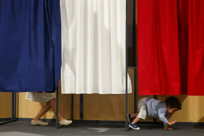 Εκλογές στη Γαλλία: Η Ακροδεξιά θέλει να γράψει ιστορία – Οι εκτιμήσεις και τα αποτελέσματα