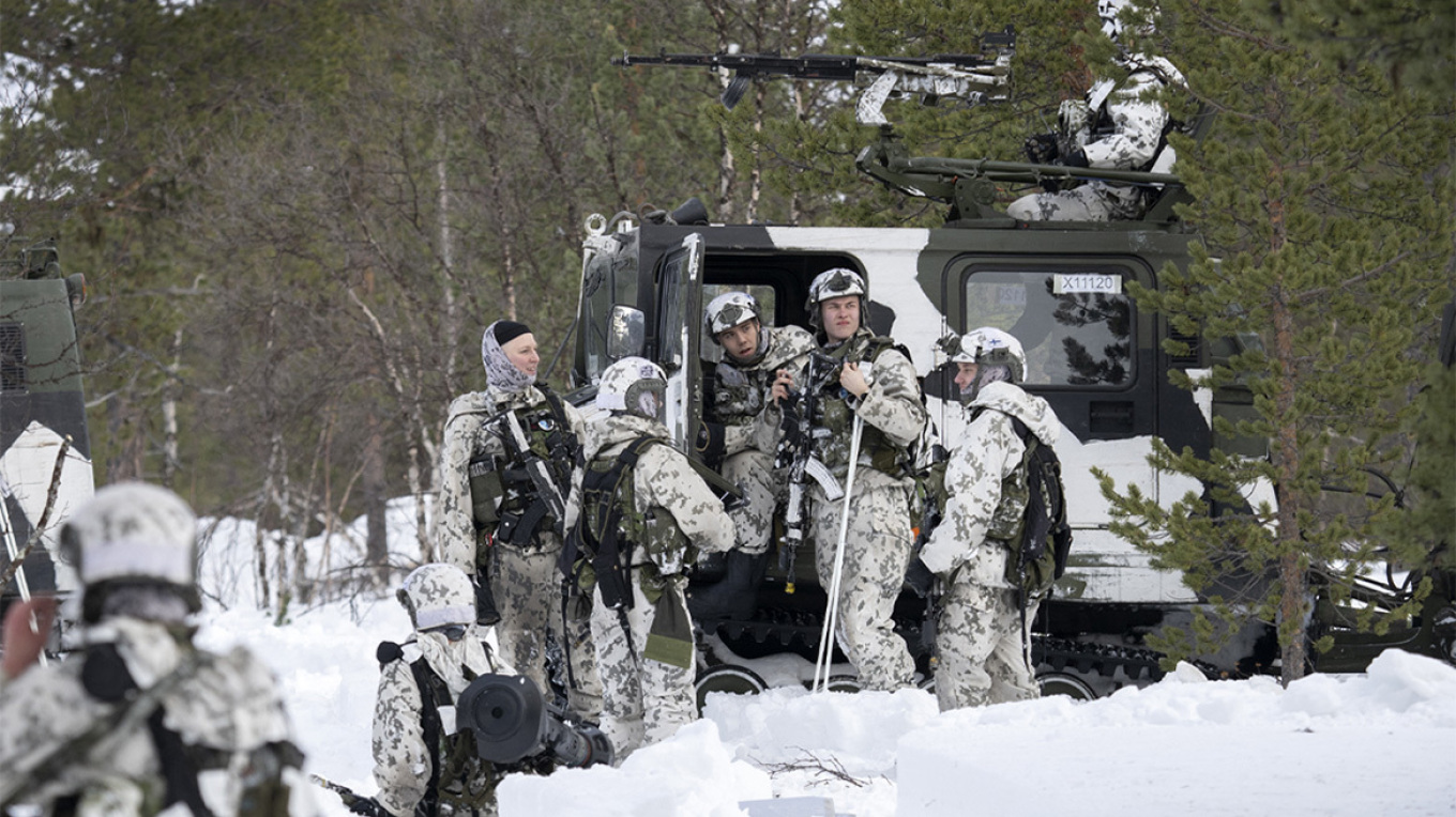 Οι σκανδιναβικές χώρες θέλουν να δημιουργήσουν διάδρομο στρατιωτκών μεταφορών στην Αρκτική