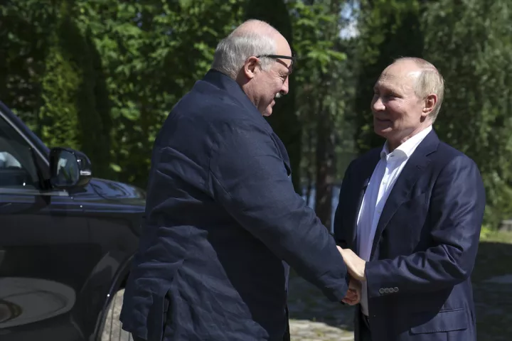 Συνάντηση Πούτιν – Λουκασένκο: Επί τάπητος η προώθηση κοινών έργων και η περιφερειακή ασφάλεια