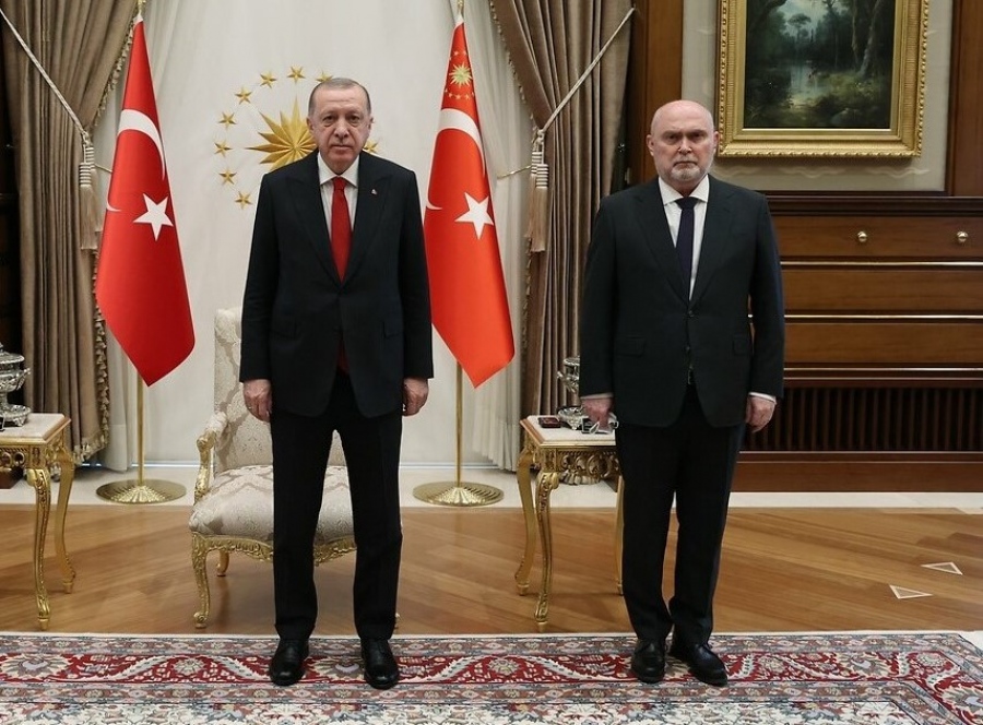 Αθλιότητα κυβέρνησης ΝΔ: Η Τουρκία και η Ελλάδα αγκαλιά με κοινές υποψηφιότητες στον ΟΑΣΕ και στήριξη στον «αμφιλέγομενο» Φεριντούν Σινιρλίογλου