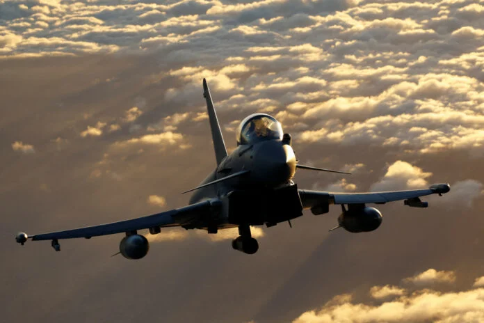 Ιταλία: 7,5 δισ. για την προμήθεια 24 αεροσκαφών Eurofighter