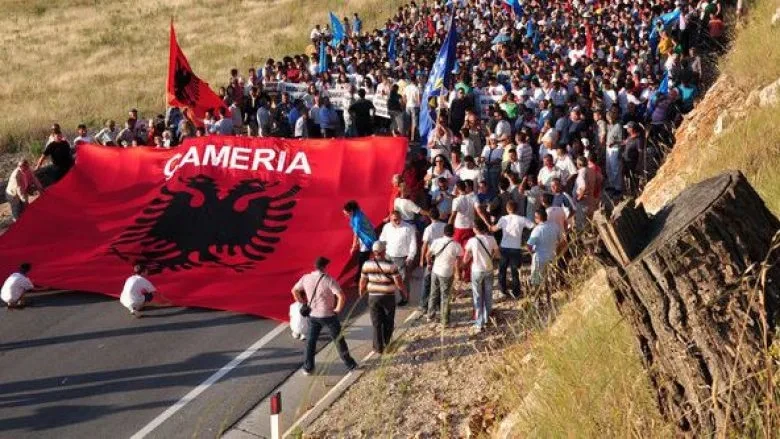 Οι Αλβανοί συνεχίζουν τις προκλήσεις γύρω από το θέμα των Τσάμηδων