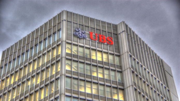 Και η ελβετική τράπεζα UBS διαπιστώνει τα χάλια της οικονομίας μας