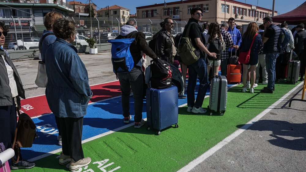 254.213 Τούρκοι τουρίστες στα νησιά του βορείου Αιγαίου έως τις 31 Αυγούστου